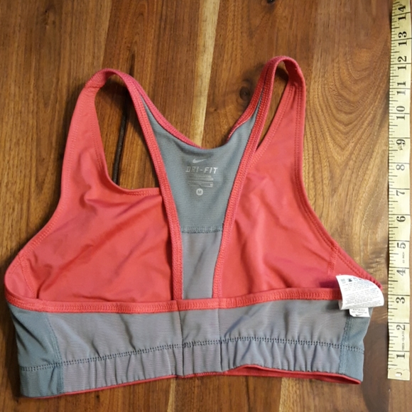 Nike Sports Bra - Picture 6 of 7
